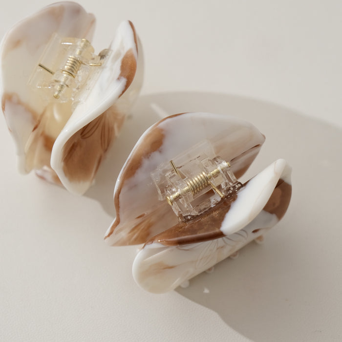Calacatta Sand Dollar Claw Clip