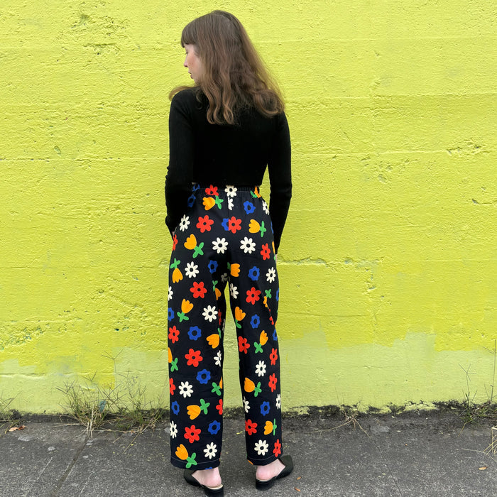 Ersa Fibers black floral abstract elastic pant
